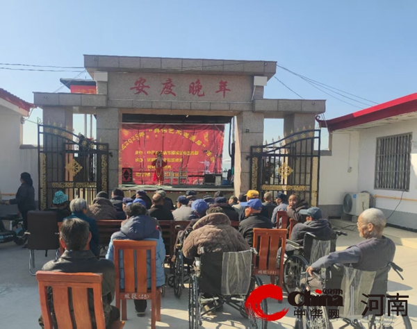 驻马店市驿城区蚁蜂镇：送戏下乡润民心 文化惠民树新风