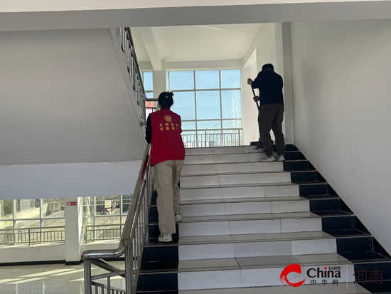 西平县二郎镇学雷锋活动月：弘扬雷锋精神 擦亮为民窗口