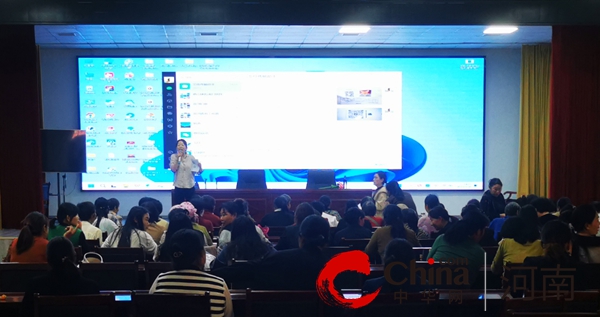 确山县双河镇:“指尖经济”织就致富花