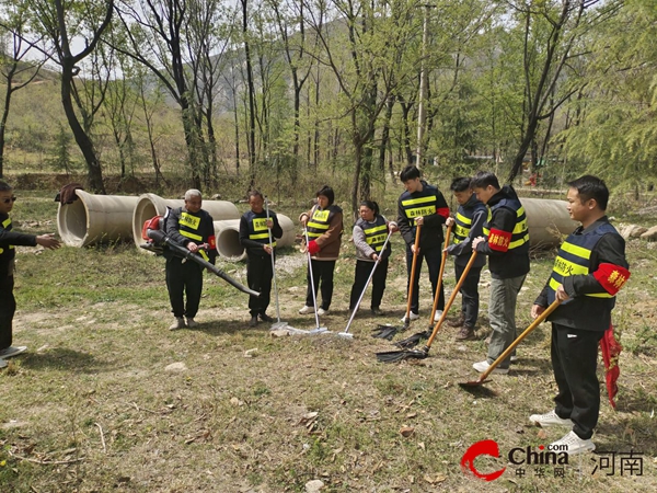 驻马店市驿城区朱古洞乡：开展森林灭火演练 织密森林防火“安全网”