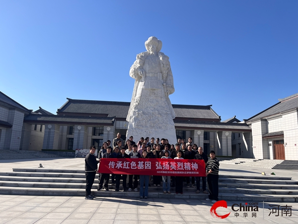 驻马店市驿城区东风街道前进路南段社区开展  清明节“传承红色基因 弘扬英烈精神” 主题活动 