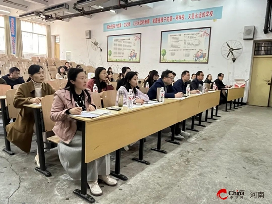 以教为翼 共谱教育新华章——西平县杨庄高中2025年度“凤鸣杯”优质课大赛第二期圆满落幕