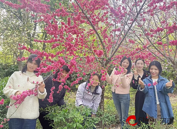 畅享春光  凝聚力量——驻马店市实验幼儿园开展清明踏春活动