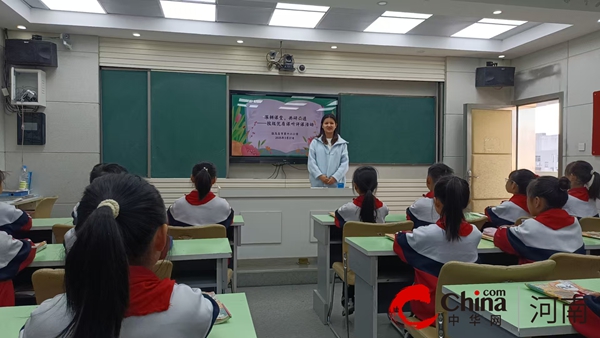 深耕教研沃土 共育素养之花——驻马店市第十二小学开展校级优质课展评活动