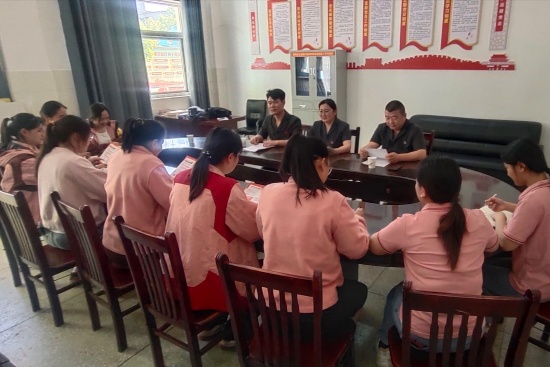 邓州市法院:童心守国安,携手筑防线