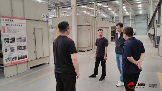 西平县安防办督导组到县先进制造业开发区检查指导安全生产工作