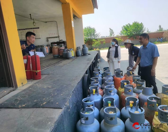 西平县安防办组织开展“五一”假期节前安全大排查