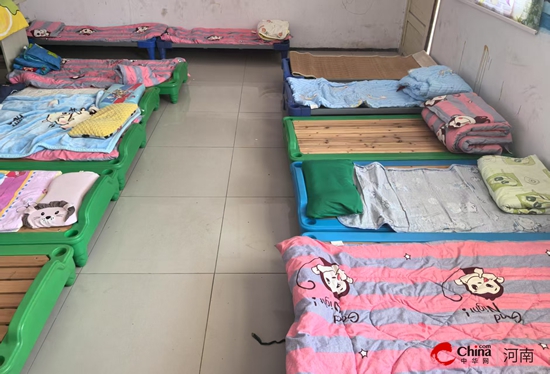 情暖乡村校园 捐赠传递爱心——西平县第二幼儿园向盆东小学捐赠床铺及电视机助力学生成长