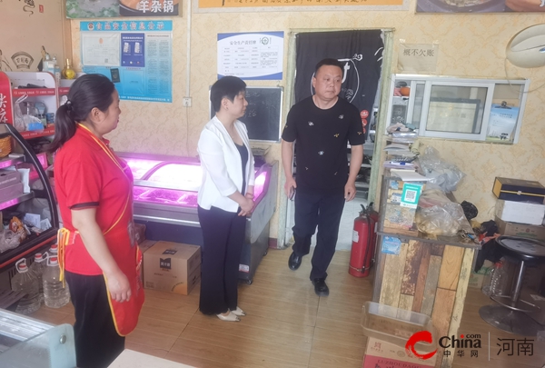 筑牢乡村“舌尖安全网” 驻马店经济开发区开源办事处开展节前食品安全专项检查 