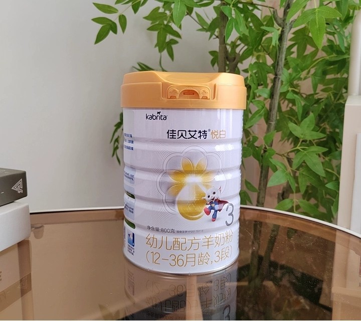 婴儿喝什么品牌的奶粉最好？澳优佳贝艾特悦白破解婴儿奶粉挑选难题