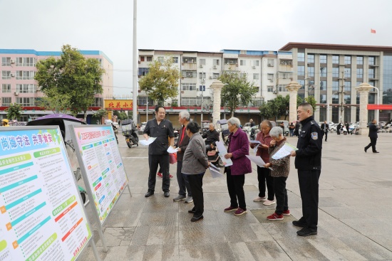 新野县法院：多维普法筑牢食品安全防线 