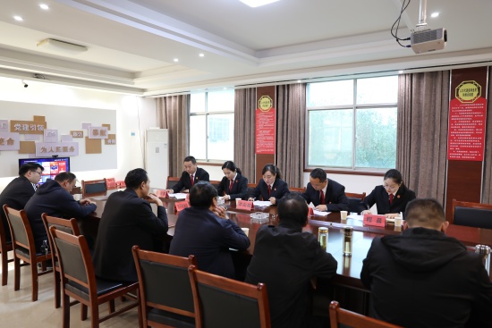 西峡县法院：座谈破题+曝光亮剑 深耕基层治理“最后一公里”