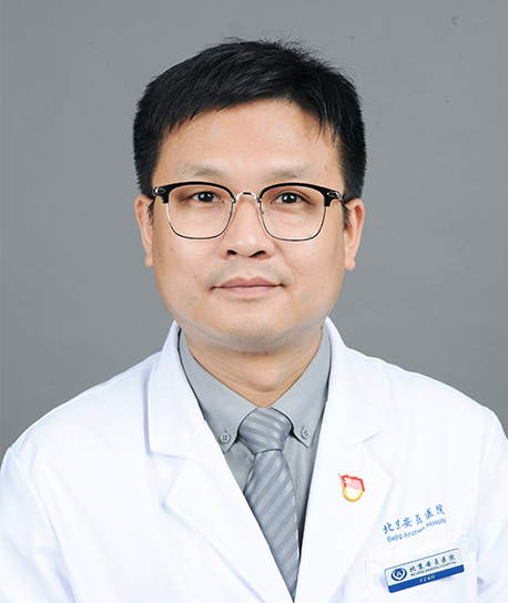 葛翼鹏深耕主动脉瘤与主动脉夹层诊疗，精研术式筑牢生命防线