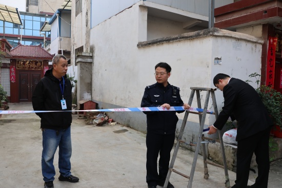 内乡县法院：房产纠纷久未决，强制执行护权益