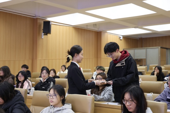 ab07aeb7d0fab3a538e3853cdbfc8b9e