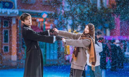 郑州方特“童话新年夜”即将启幕 打造仪式感冬日浪漫之旅399