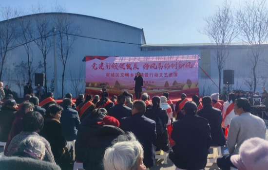 南阳宛城区委社会工作部开展村规民约与村民议事会宣讲活动