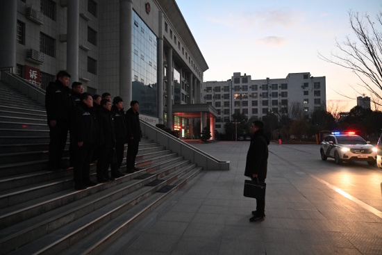 社旗县法院：冬日暖阳照民生 强制执行护公正