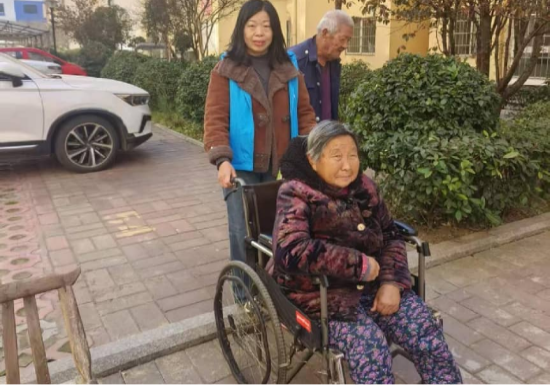 河南内乡“好大姐”梁先敏——网格里的暖心守护者