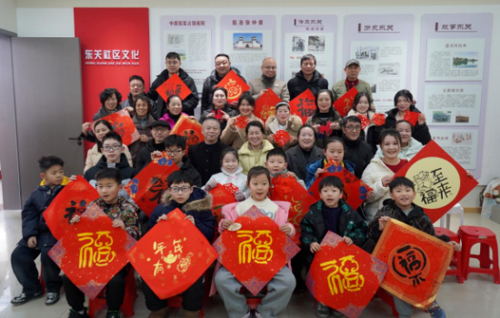 南阳宛城区委社会工作部:笔墨传福暖宛城 光影留韵迎马年