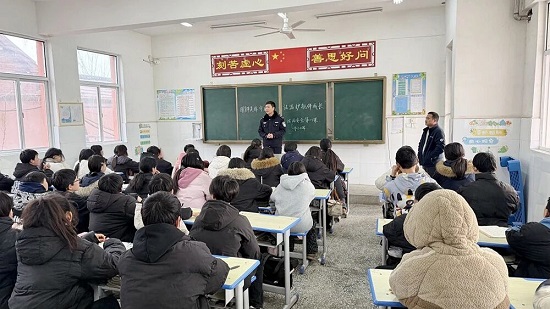 孙福集派出所：法治进校园 安全护成长