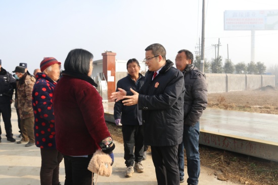 南阳宛城区法院：强制执行护正义 温情释法安民心