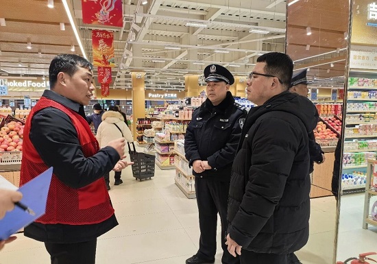 梁园区陇海街道：节前“查隐患” 警社“护平安”
