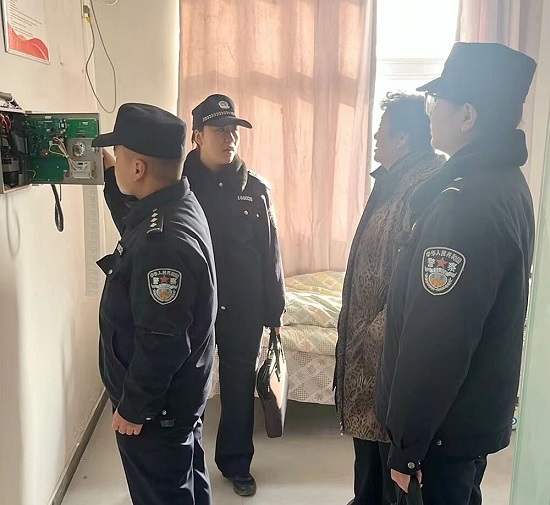 商丘市公安局梁园分局水池铺派出所:织密节前“平安网” 守护乡村年味浓