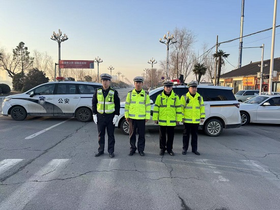 商丘交警采取“四最”措施圆满完成春节 期间交通安保任务