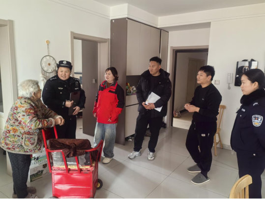 商丘市梁园区陇海街道：走家串户访民情 暖心服务解民忧