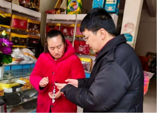 南阳宛城区：“三步走”精准发力 “扫码入企”落地见效