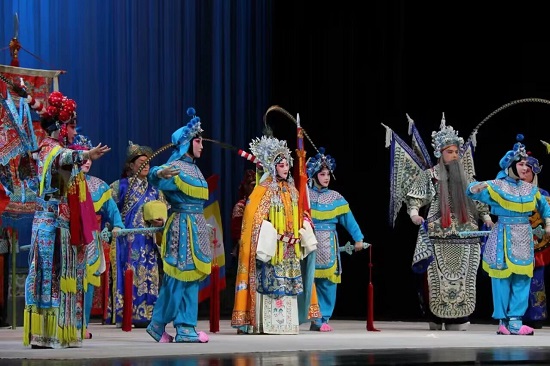 豫韵扬省会  梁园展风采 ——梁园区戏曲传承保护中心2026全国巡演郑州首站圆满成功