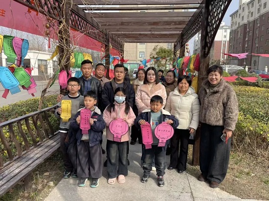 商丘市梁园区文化旅游局：举办“元宵节猜灯谜”活动