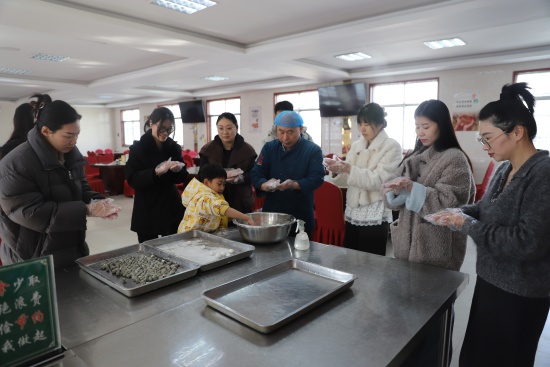 南阳卧龙区法院举办“我们的节日·元宵节”主题活动