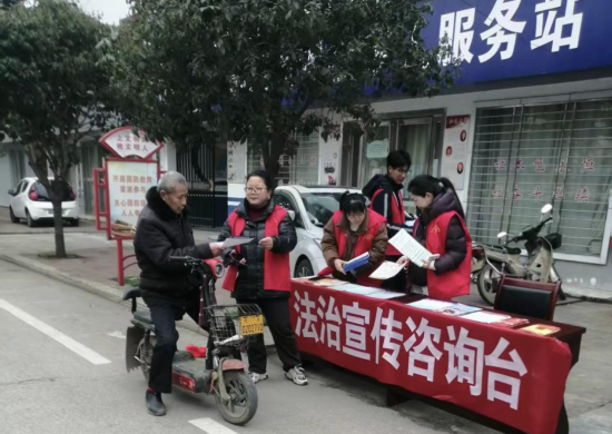 内乡县赤眉镇：法治宣传走基层 法律服务暖民心