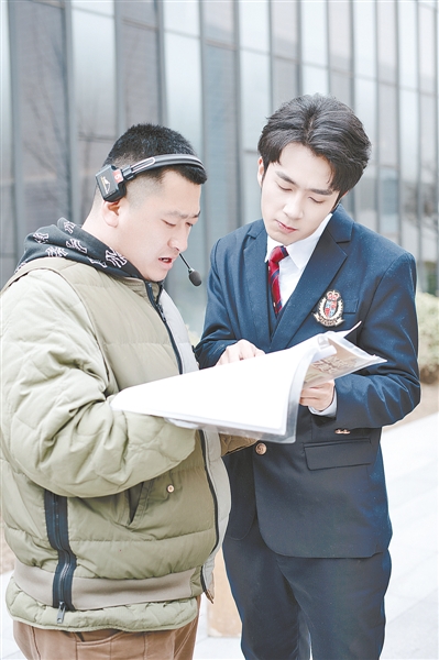 “微短剧”演技派纷至沓来, 郑州“梦工厂”缘何成首选之地?