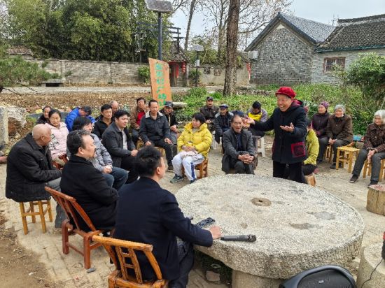 南阳宛城区：“广场议事”让乡村治理更有“文艺范”