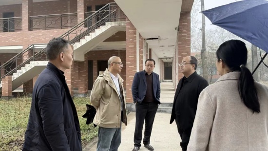 中开院(湖北)科技有限公司赴商丘市梁园区考察洽谈产业园区合作