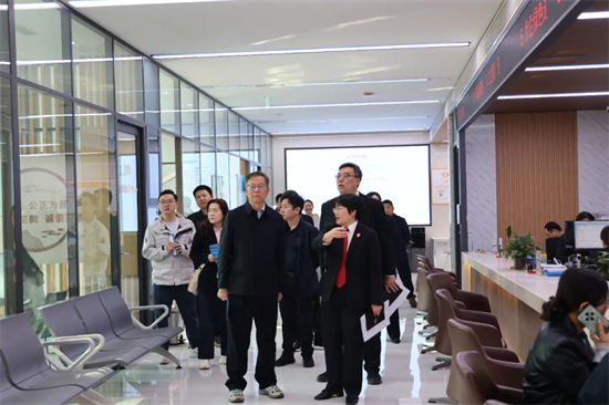 长沙市岳麓区法院一行到郑州高新区法院调研交流