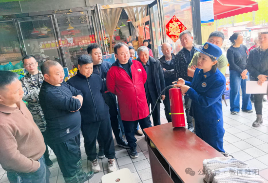 区市场发展服务中心：开展消防应急演练活动
