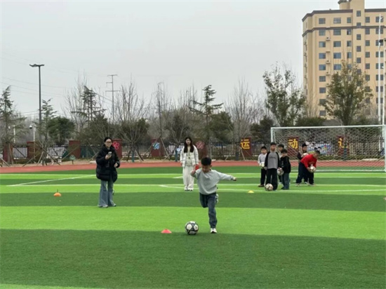 热血燃动绿茵，少年正当“燃”——鹤壁市淇水关学校首届“校长杯”赛事风采