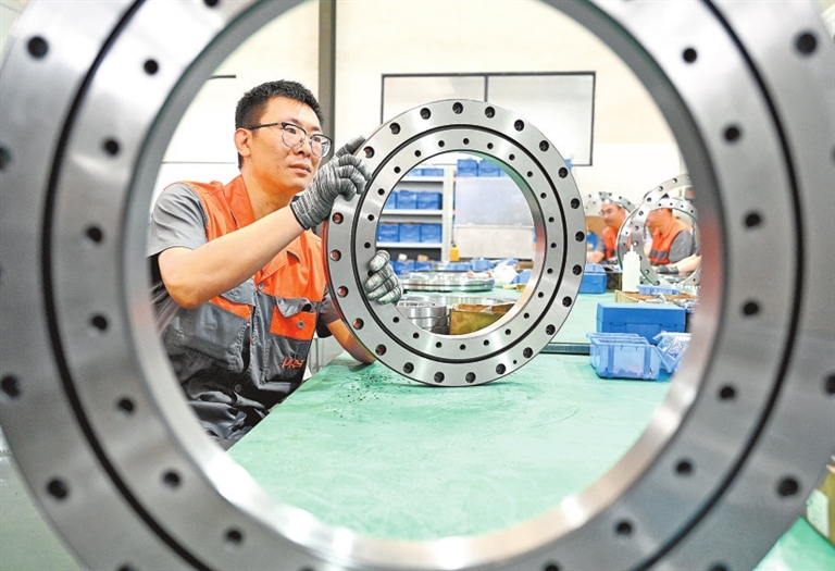 精密轴承生产忙 高新智造显担当