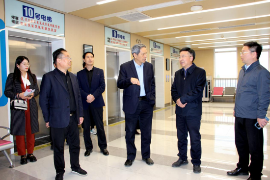 南阳六大中医药协会探访南石医院:有温度更有实力