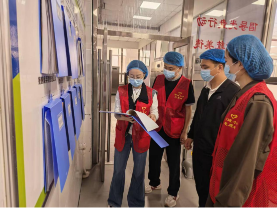 商丘市梁园区前进小学“隐患排查常态化  平安校园共守护”