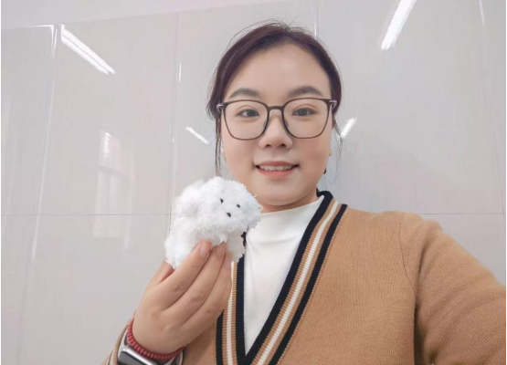 鹤壁市致远小学教师指尖上的艺术