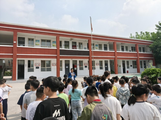 鹤壁市示范区石佛寺中心小学开展5·12防灾减灾系列活动