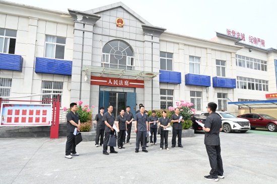 南召县法院组织开展人民法庭观摩活动
