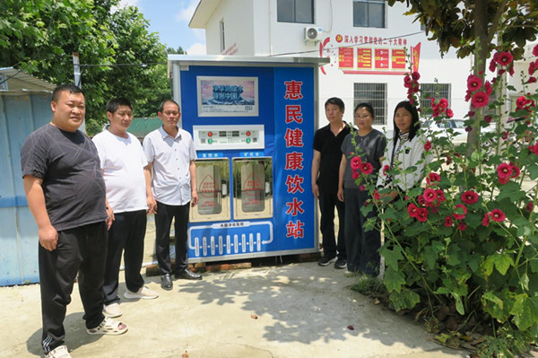 邓州市坡刘村： 发挥乡贤作用 优化营商环境
