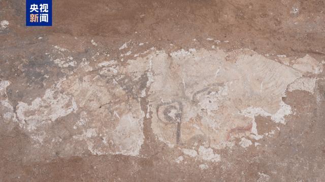 龙门石窟香山寺遗址新出土一处唐代壁画