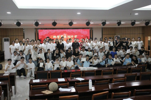 青春心剧场,成长不迷茫——鹤壁市致远中学心理剧展演活动顺利开展